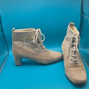 Via Mala beige granny style boots, size 7-7.5, uk size 4.5, fair condition